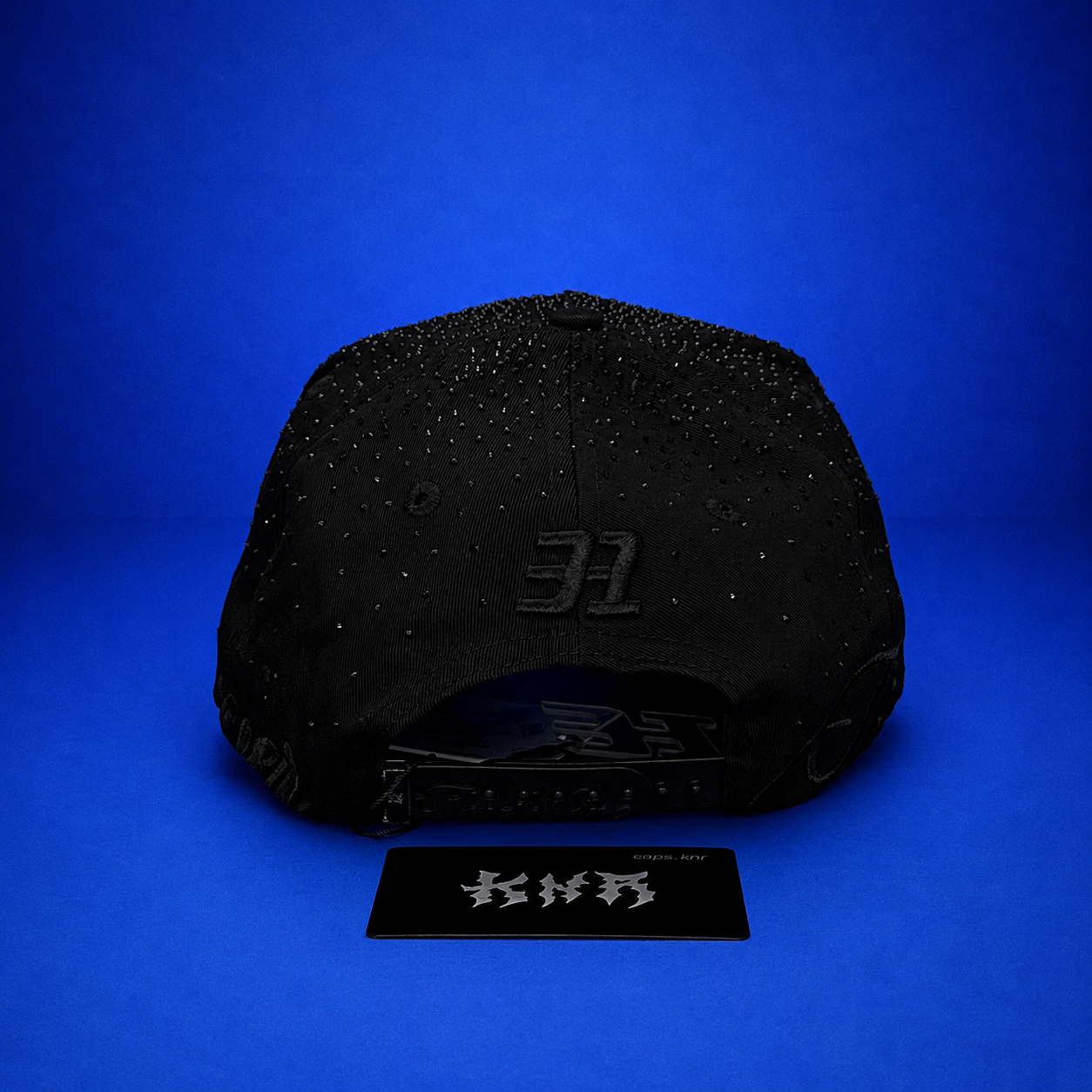 31 FOREVER BLACK
