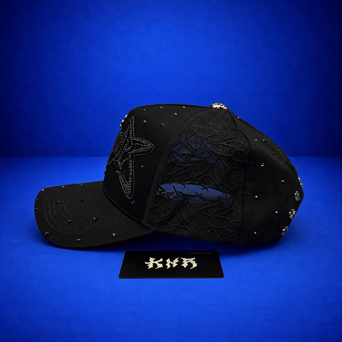 BUZY ONE TOTAL BLACK